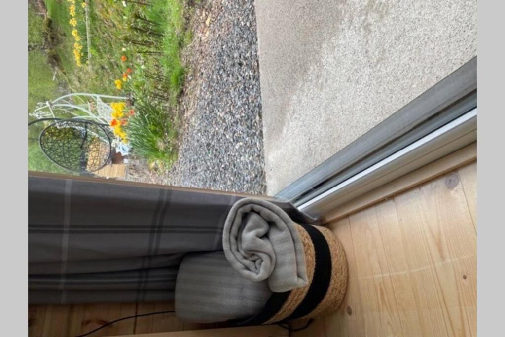 Coorie Doon Cabin! Great Scottish Welcome Форт-Огастус Екстер'єр фото